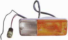 Articolo B3NX9 - FANALE A/DX BIANCO-ARANCIO SUZUKI SAMURAI SJ 410 01/86>12/95