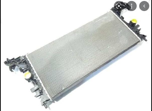 Articolo BNXQ7 - RADIATORE OPEL ASTRA K