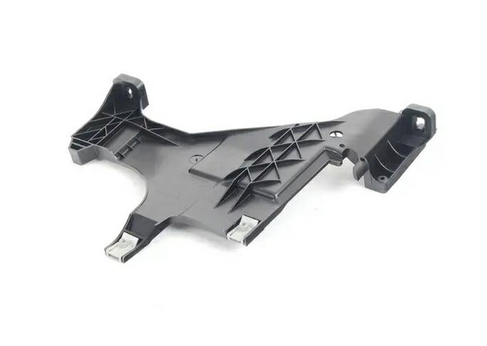Articolo K196M - SUPPORTO FARO INF DX AUDI A4 12/11>09/15