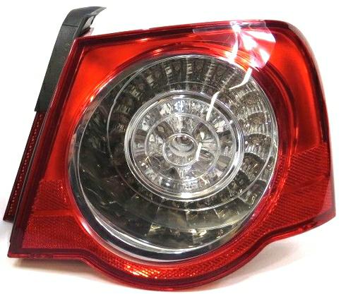 Articolo NHWC0 - FANALE P/SX EST A LED ROSSO SCURO VW PASSAT 04/05>